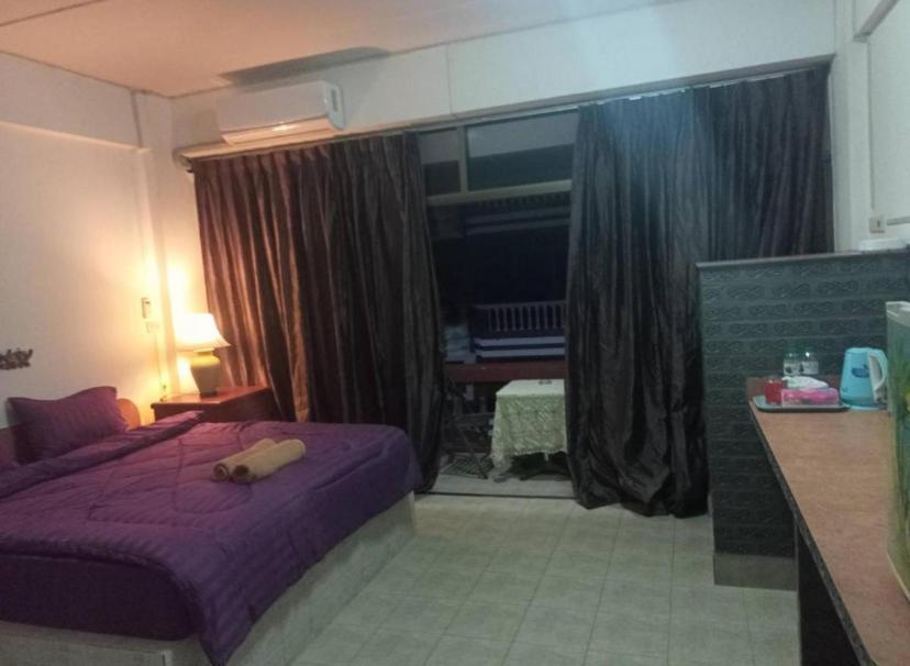 Pluemchai Guesthouse 좀티엔 비치 외부 사진
