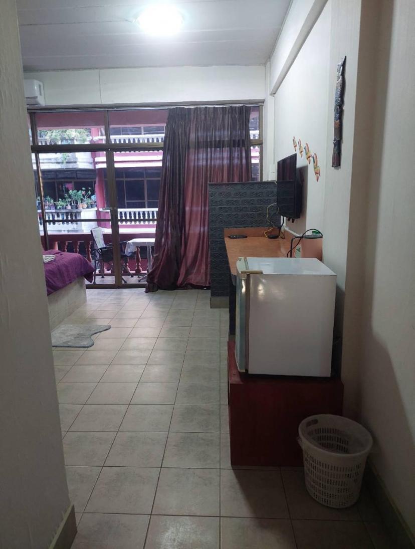 Pluemchai Guesthouse 좀티엔 비치 외부 사진