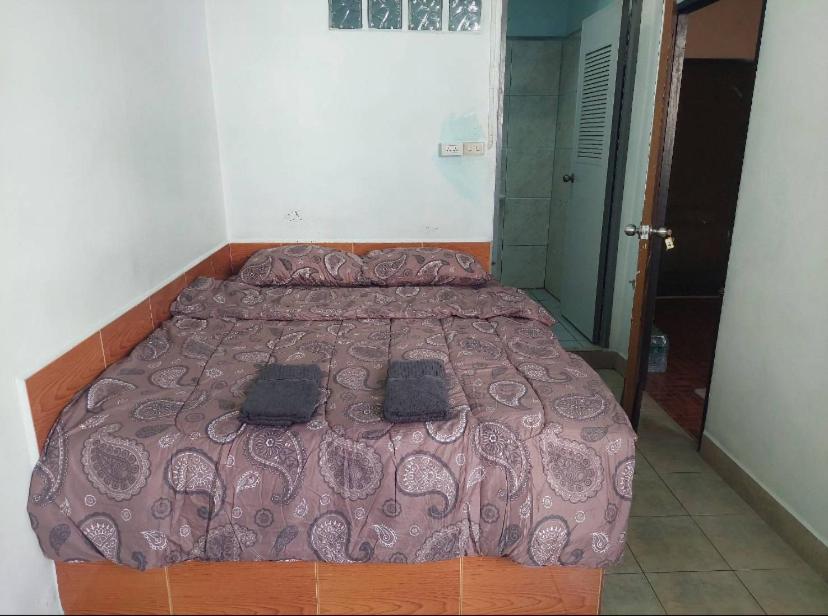 Pluemchai Guesthouse 좀티엔 비치 외부 사진