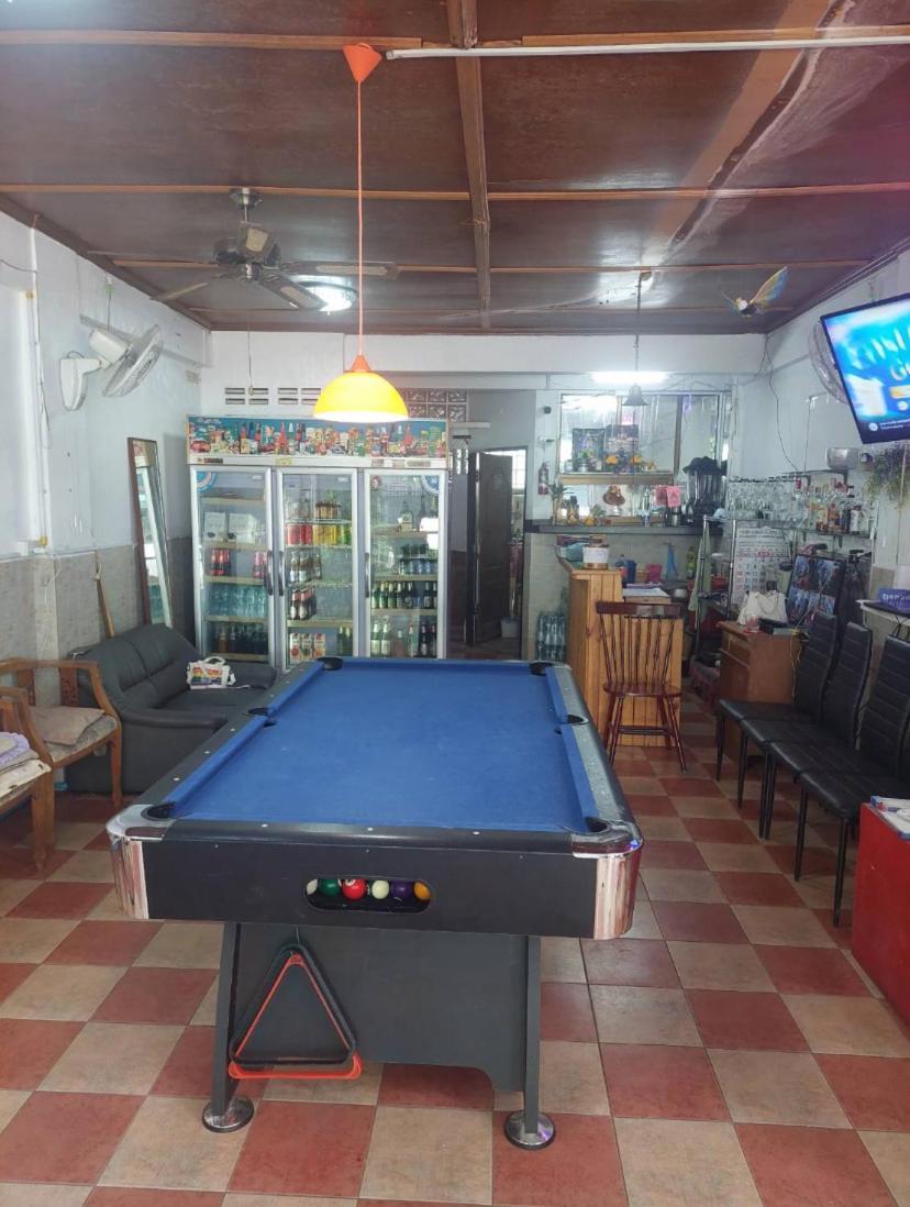 Pluemchai Guesthouse 좀티엔 비치 외부 사진