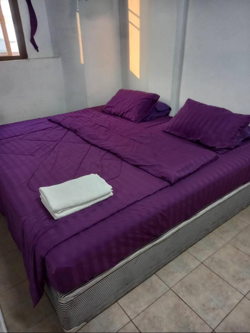 Pluemchai Guesthouse 좀티엔 비치 외부 사진